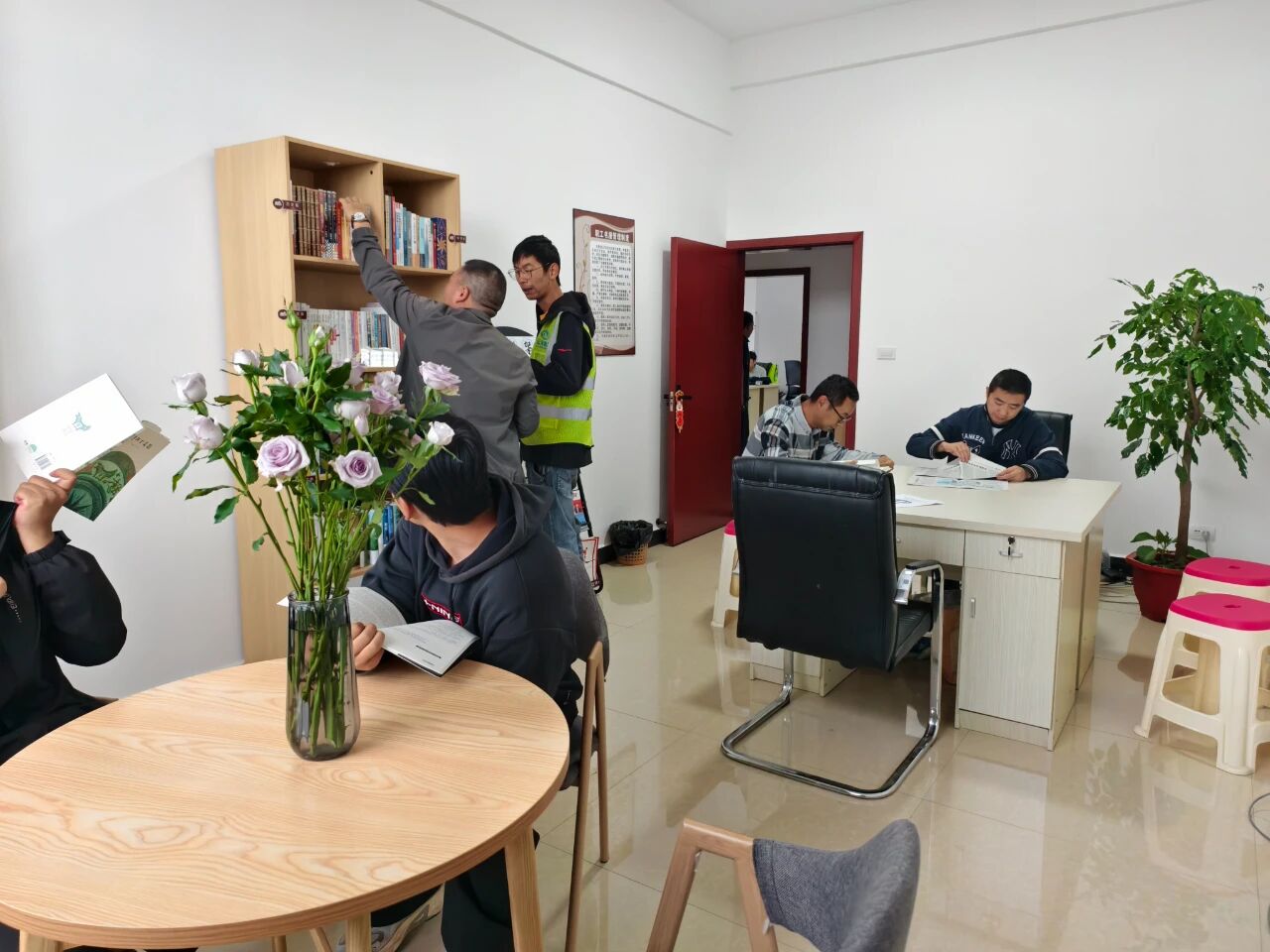 1765162458950554.jpg 微信图片_2025-12-08_105415_051.jpg